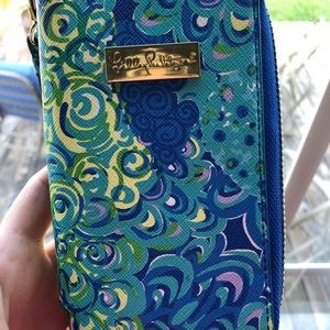 Lilly Pulitzer Wristlet in Lilly’s Lagoon